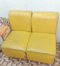 kids sofa urgent sale 03028073157
