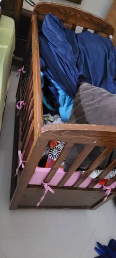 Baby cot for sale