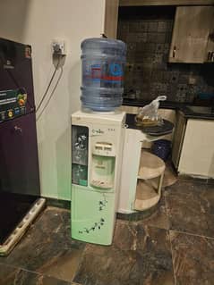 Water dispenser Enviro Almost new less used