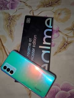 realme