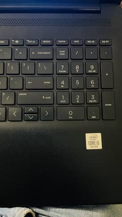 core i5 -10th gen. 256-SSD