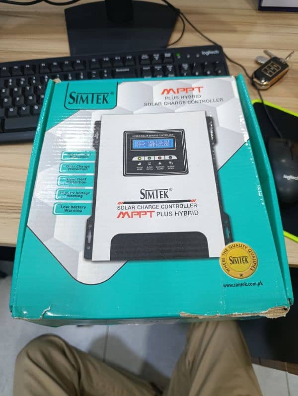 Simtek 60A MPPT Solar Charge Controller 0