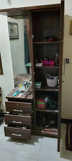 dressing table