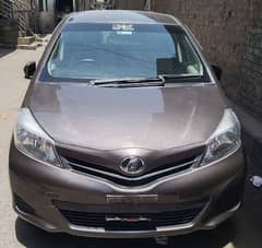 Toyota Vitz 2011 registration 2015