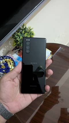 Sony Xperia 5 Mark I 6/64 Official PTA Brand New