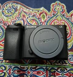 Sony A6400 with kit lens and all accessories with box