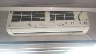 1 ton Changhong Ruba Window AC available for sale