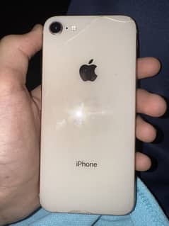Iphone 8 hai back glass corner sai toota hoa hai baki phone nhi khula