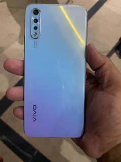 Vivo s1 4/128gb official pta with box