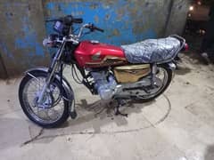 Honda cg 125 special edition gold 2024 model  month 5  price 260k