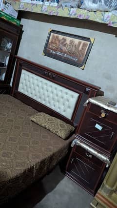 bed set with dressing