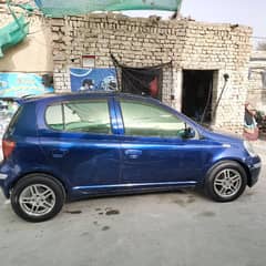 Toyota Vitz 2002