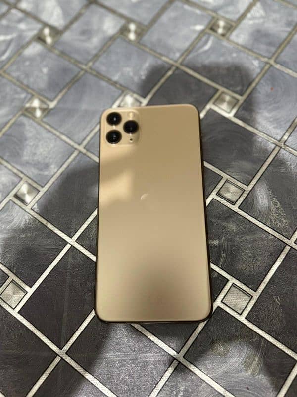 i phone 11 pro max Factory unlock condition 10/10 exchange possible 0