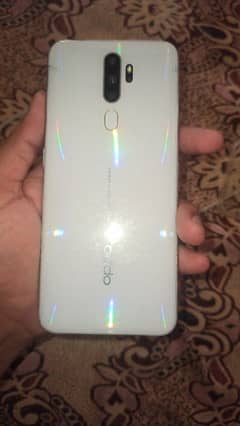 set ok h koi msla ni h box sath h 3gb 64gb me h