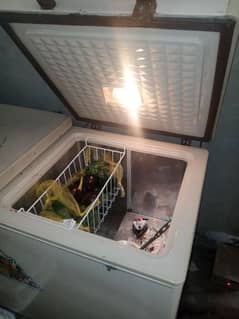 dawlance deep freezer