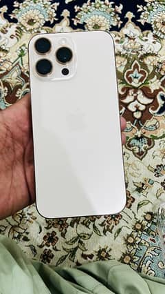 IPHONE 16 PRO MAX 256 GB Sim Locked 100 B. H with BOX