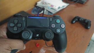 PS4 controllers