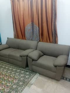 6 seater. 3.2. 1