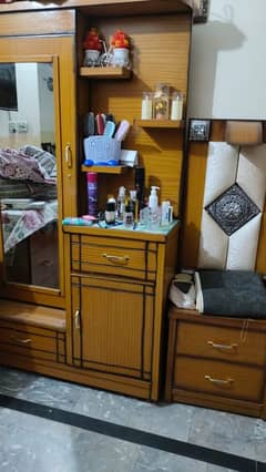 Dressing Table Up for Sale