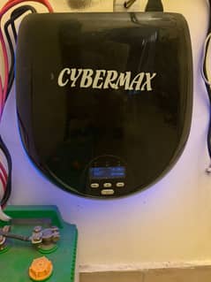 CyberMax UPS + Battery