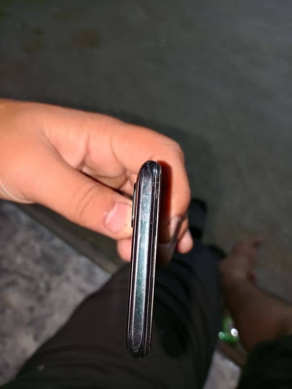 vivo y30 sLidly used only open box condition 10/9 2