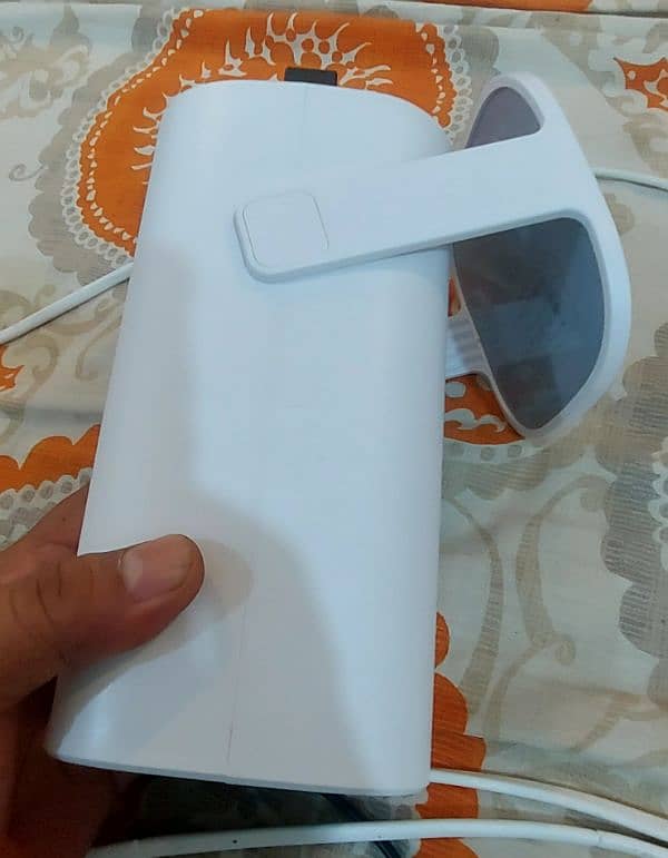 android multimedia projector with 450 ANSI Lumens Brightness 6