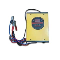 12 V BATTERY CHARGER