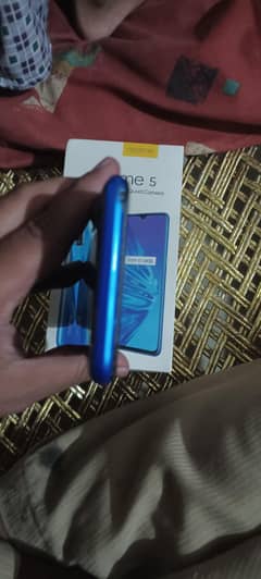 realme