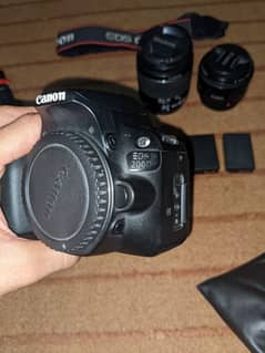 Canon 200D
