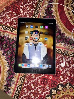I pad 5 (5th generation)