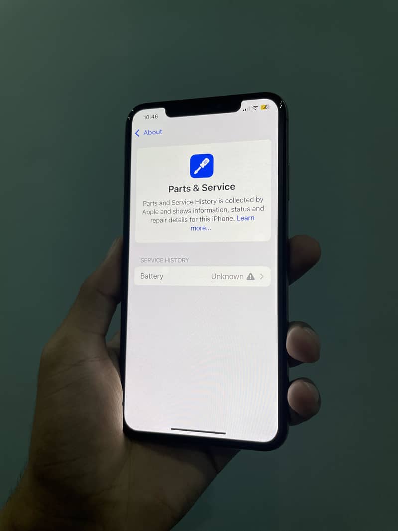 Iphone xs max with box 4