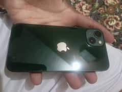 I m selling iPhone 13