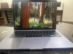 Macbook pro m1.1Tb