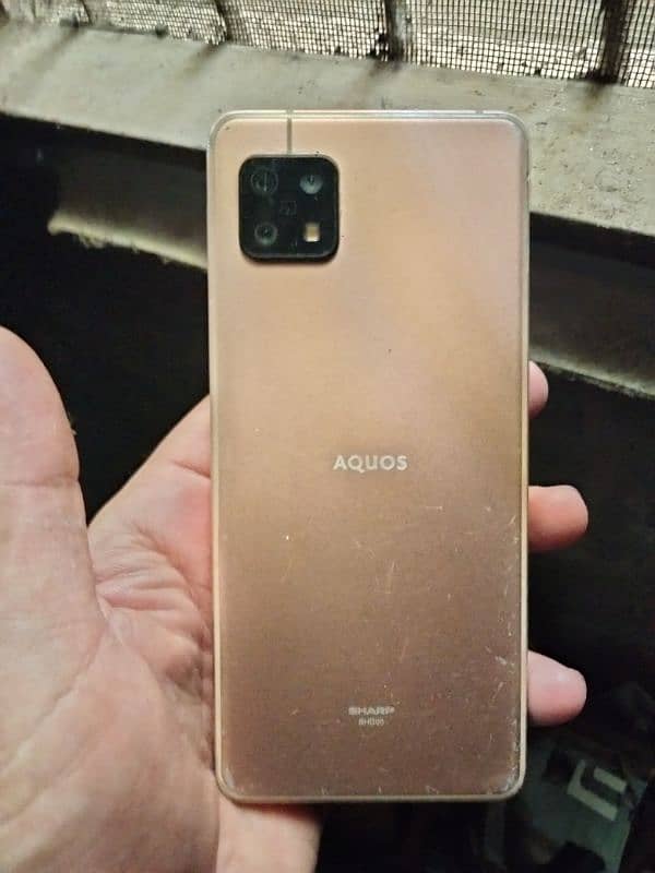 Aqueous sense 6   5g with in display fingerprint 7