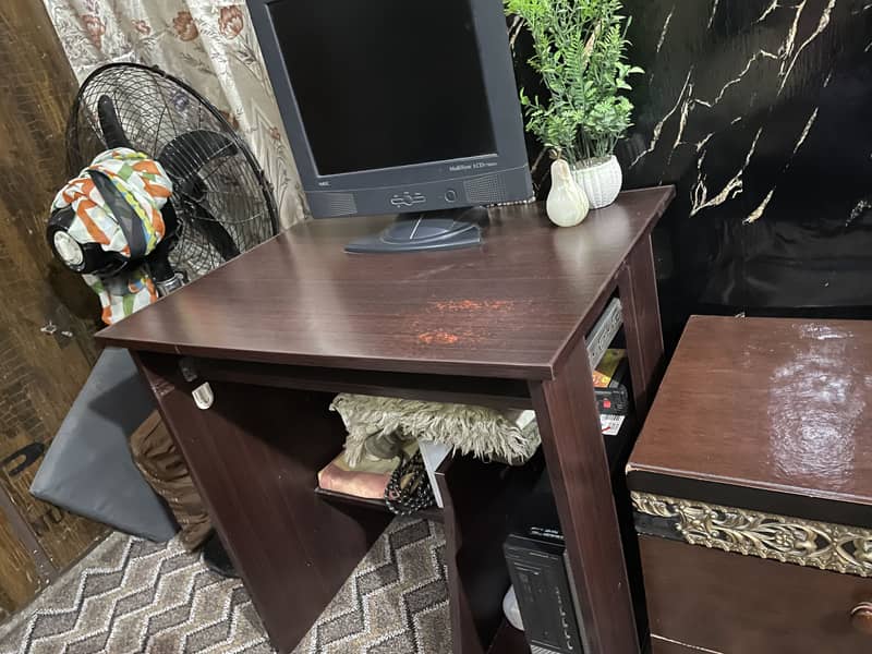 Computer table 2
