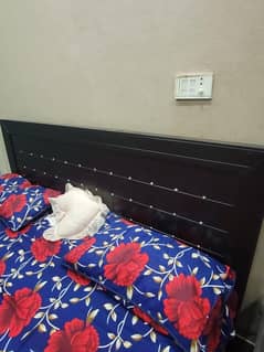 King size bed