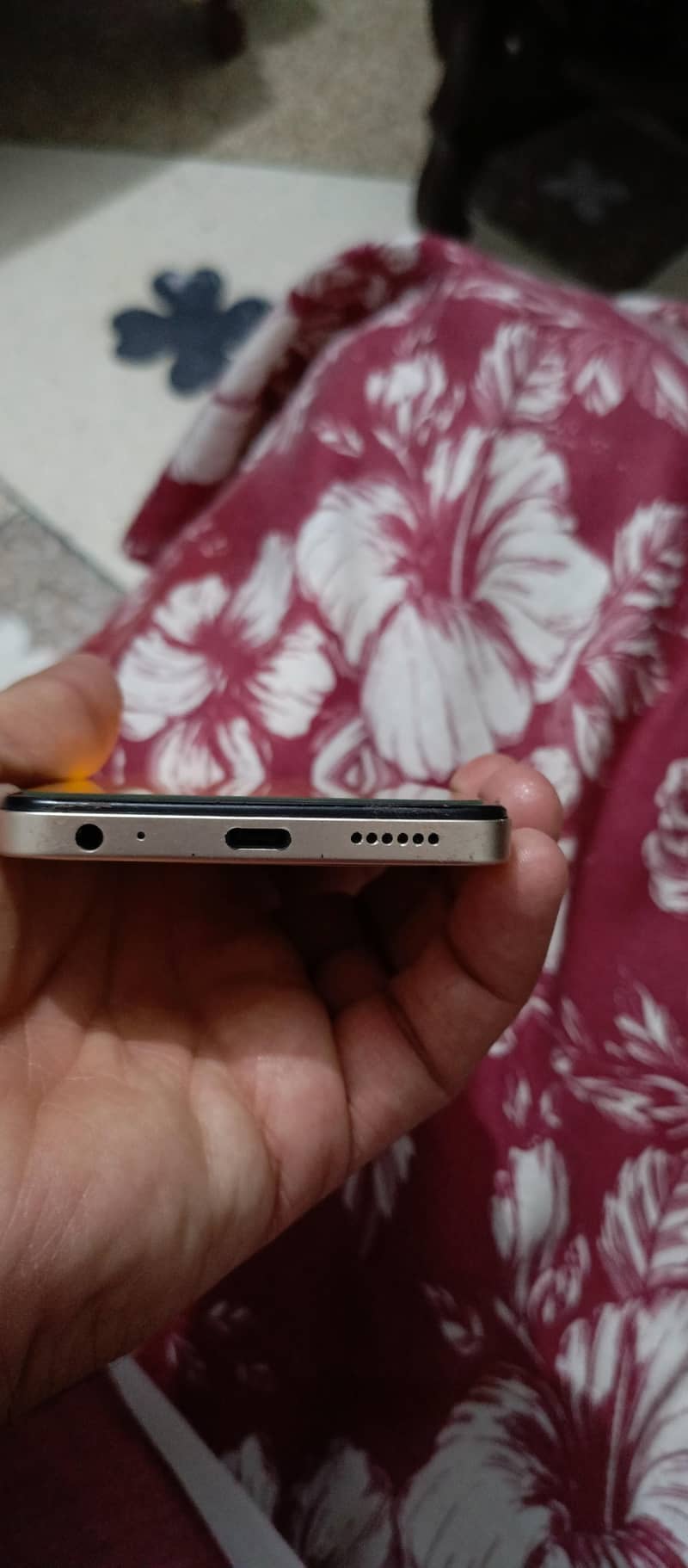Infinix smart 8 Mobile 8/64 Memory With box 7