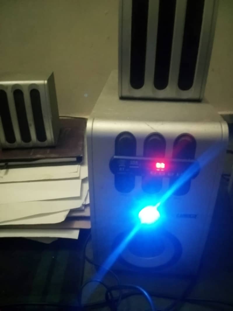Amplifier speaker Bluetooth USB FM 0