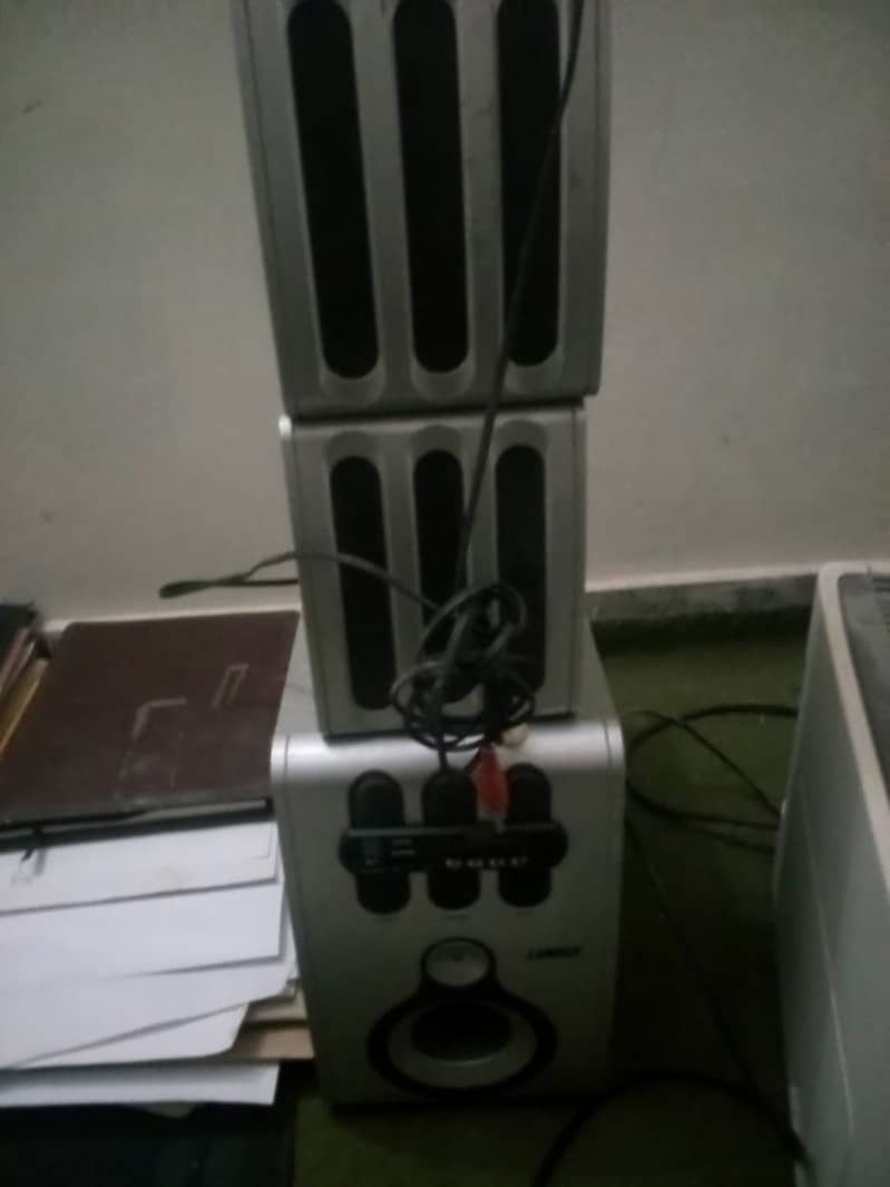 Amplifier speaker Bluetooth USB FM 1