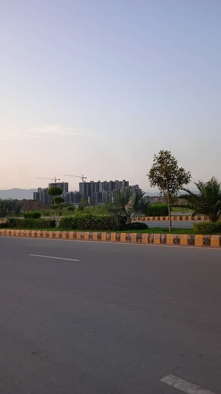 P1 Block Prime Location 7 Marla Plot Available For Sale 4
