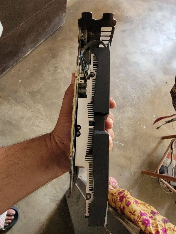 GTX 750 TI 2GB DDR 5 3