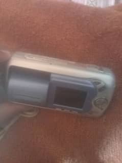 Nikon E2500