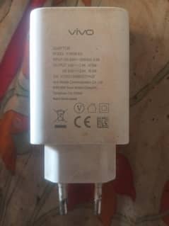 vivo original 18 Watt charger(03229379979)