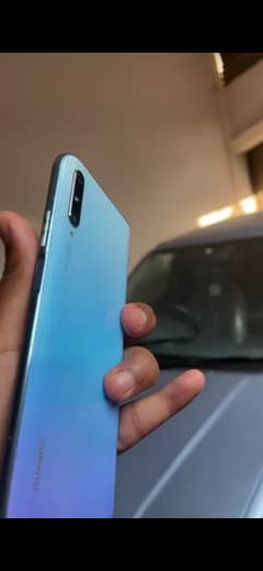 Urgent sale Huawei y9s 6/128 with box and original charger