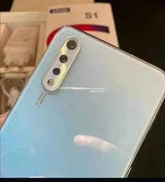 Vivo S1