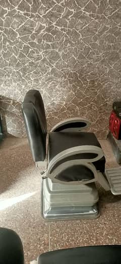 saloon chairs