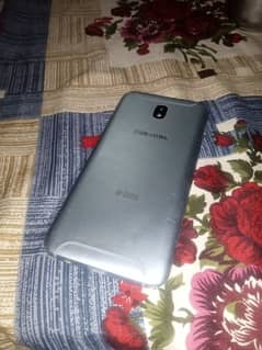 J7
