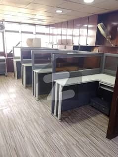 OFFICE READY TO MOVI OFFICE IS AVAILABLE ON THE RENT INTHE COMMERCIAL BUILDING AT SHAHRE E FAISAL