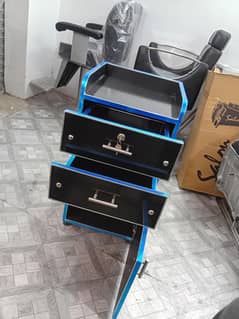 Saloon Trolly using for multi purpose