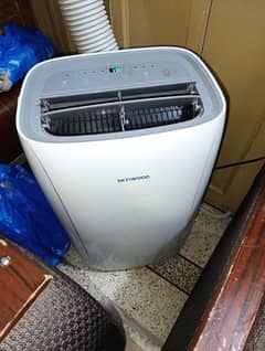 SKYIWOOD PORTABLE AC BRAND NEW CONDITION 1 TON